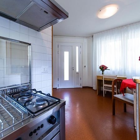 Villa Lucilla Lignano Sabbiadoro Exteriör bild