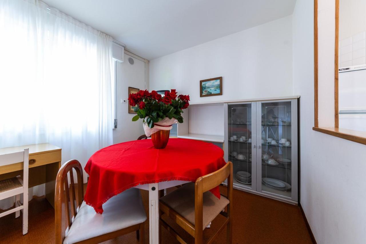 Villa Lucilla Lignano Sabbiadoro Exteriör bild